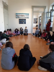 Μαθητές της Π.Ε Αιτωλοακαρνανίας ξεναγήθηκαν στο «Κτίριο Χρυσόγελου, κέντρο πολιτισμού και τέχνης» της Περιφέρειας Δυτικής Ελλάδας